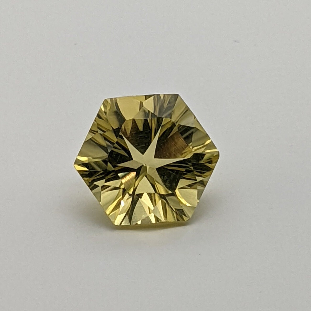 Lemon Quartz Hexagon Fancy Cut, 12 mm x 10 mm, 3.81 carats, Jewelry Supply, Gemstone, Minerals