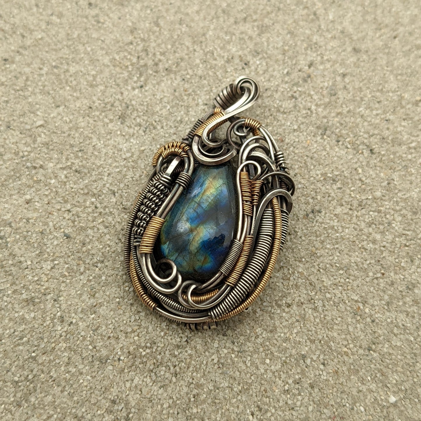 Labradorite 'Portal' Pendant