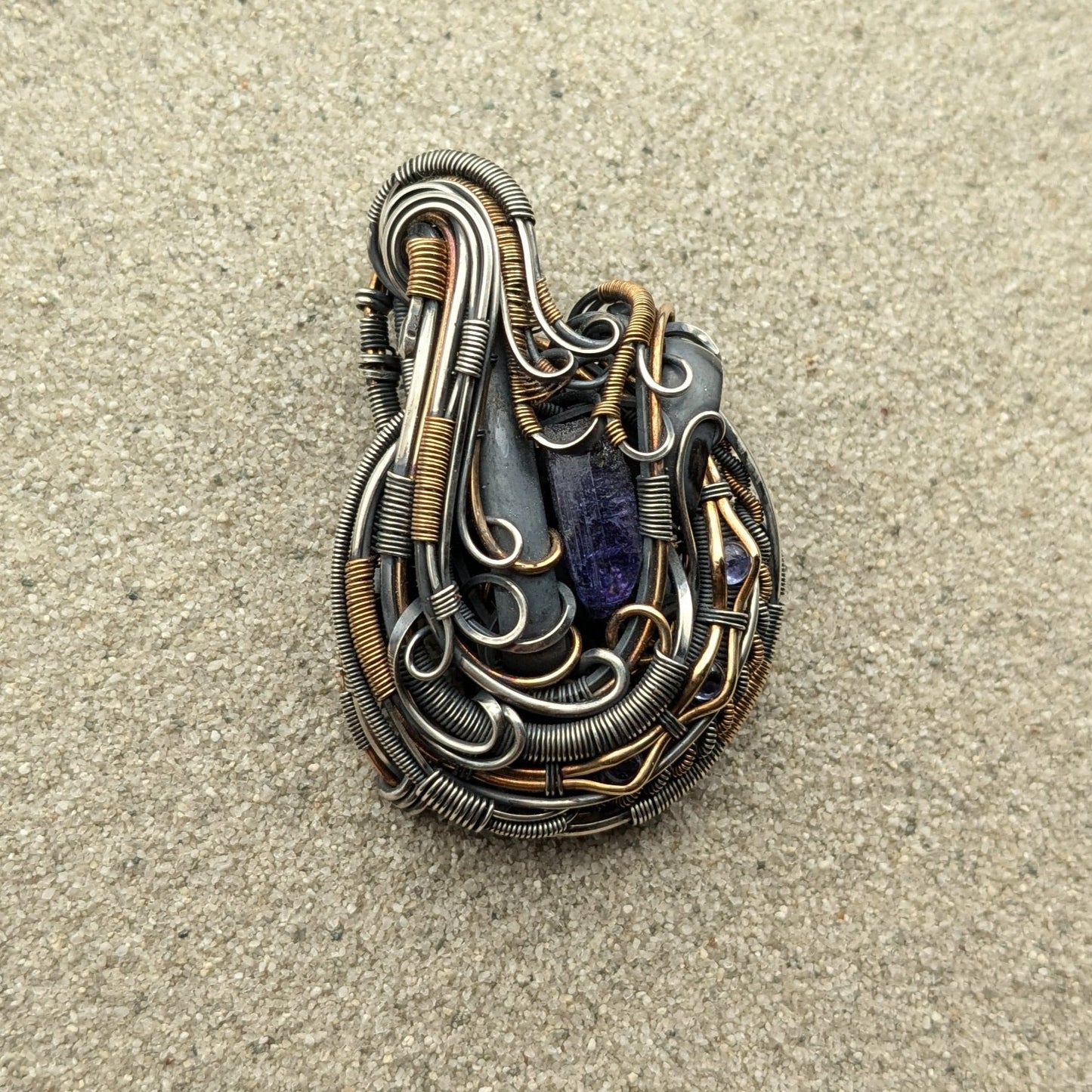 Tanzanite 'Domed' Pendant