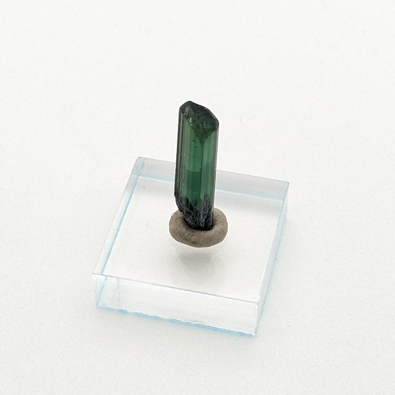 Pederniera Tourmaline, 2.60 carats, 15 mm x 5 mm, Gem Crystal, Mineral, Jewelry Supply, Collectable
