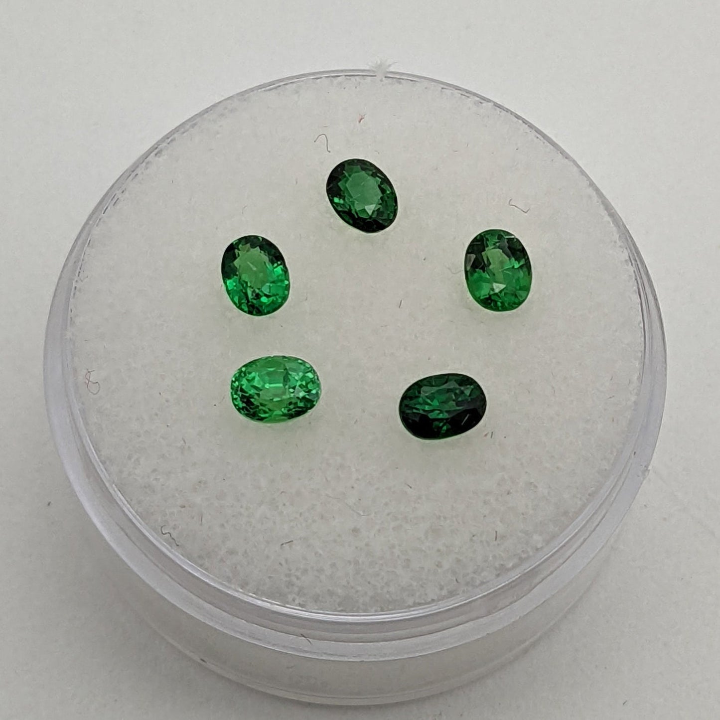 Tsavorite Garnet Oval Gems, Jewelry Supply, 1.35 ct, 4x3 mm, 5 Pieces