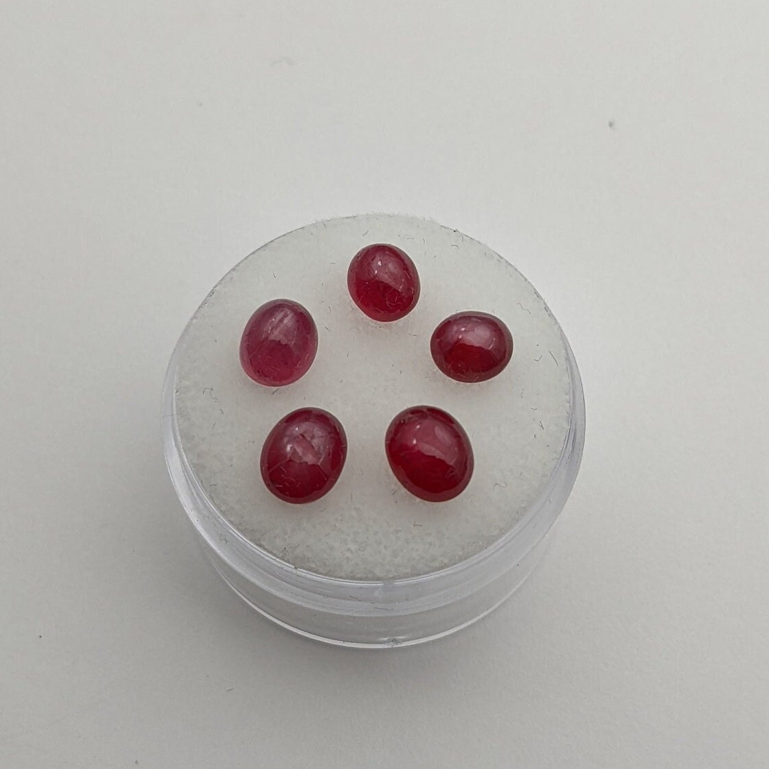 Ruby Cabochons, 5 pieces, 7.35 carats, 5-6 mm, Accent Size, Jewelry Supply, Birthstone July