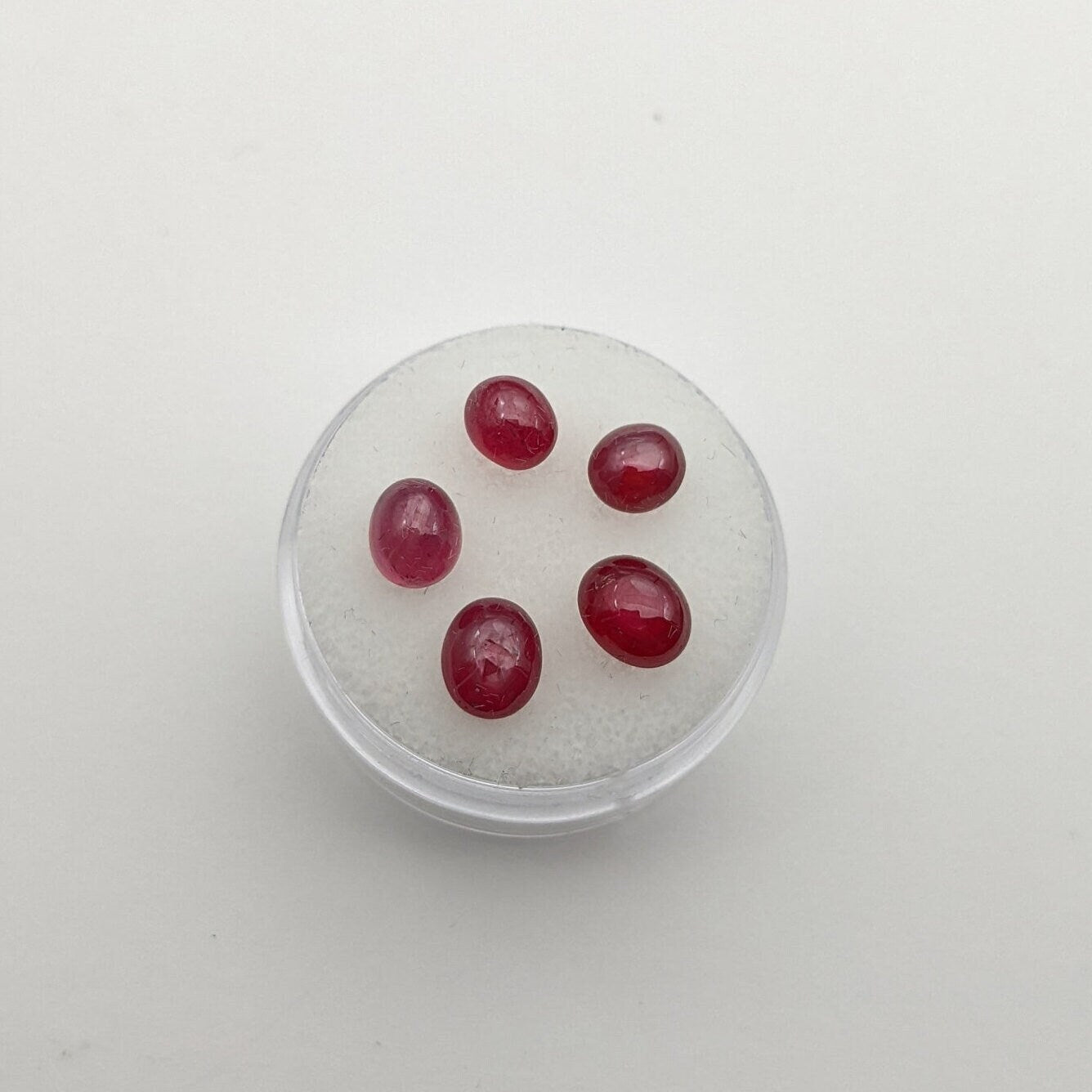 Ruby Cabochons, 5 pieces, 7.35 carats, 5-6 mm, Accent Size, Jewelry Supply, Birthstone July