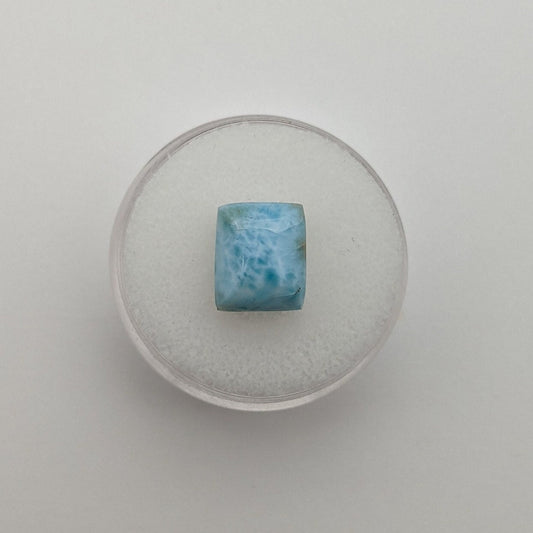 Larimar, Dominican Republic, 10 mm x 8 mm 4.9 ct