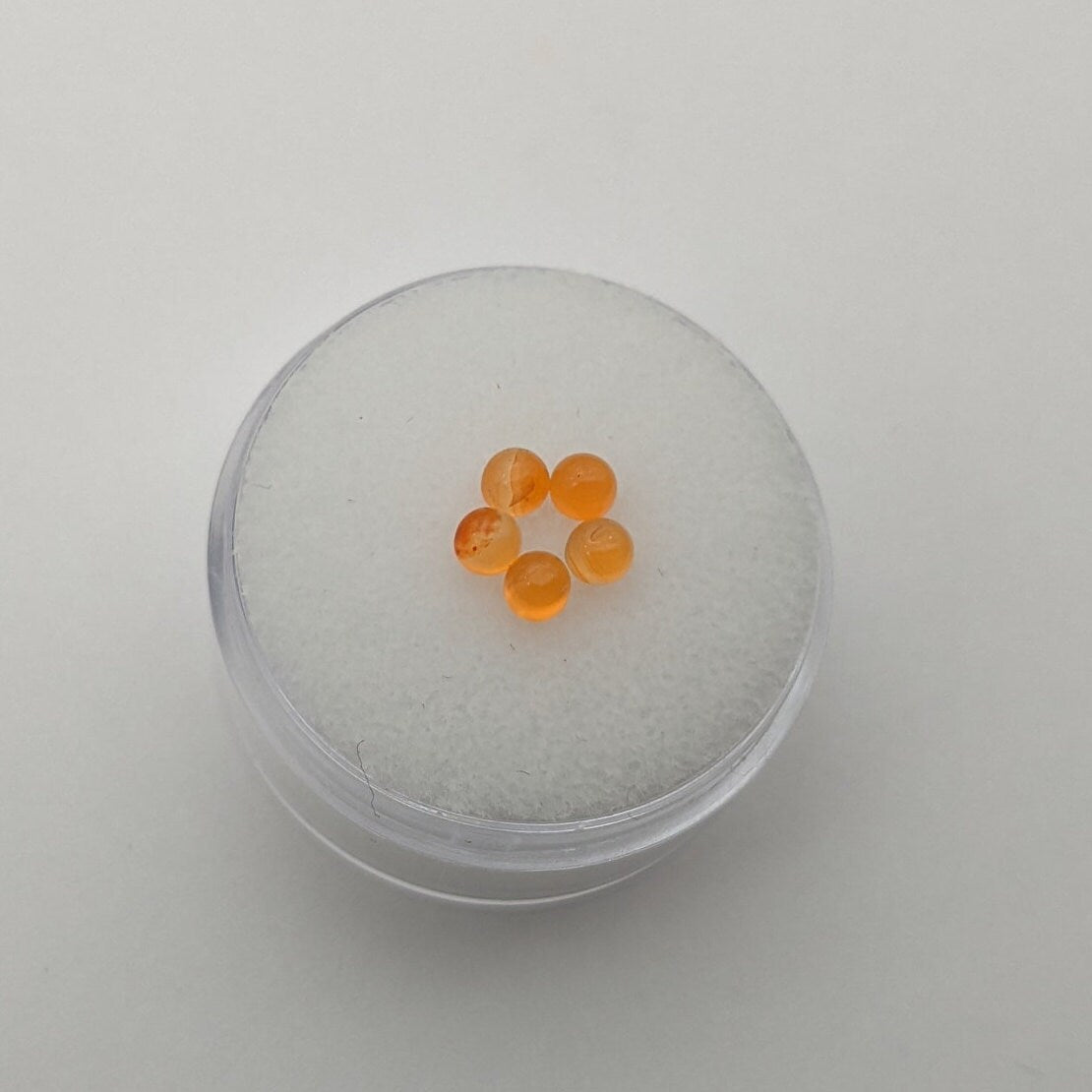 Carnelian cabochon, 5 pieces 3 mm round