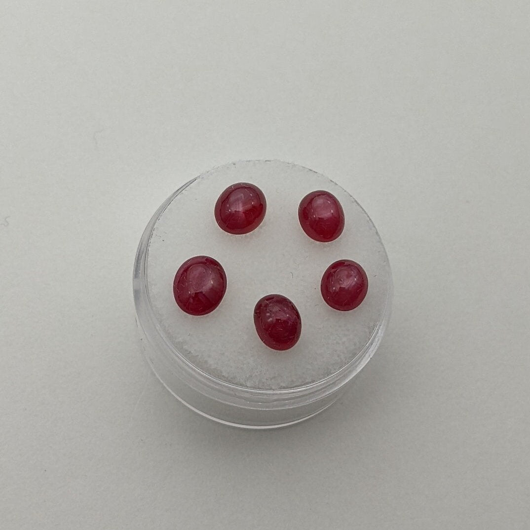 Ruby Cabochons, 5 pieces, 5-7 mm, 6.40 carats, Jewelry Supply, July Birthstone